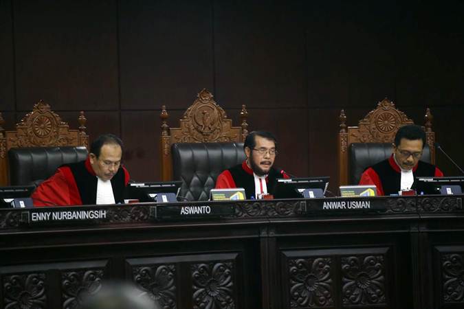  Hakim MK: Tak Ada Bukti Meyakinkan Soal Dalil Ketidaknetralan ASN di Pilpres 2019