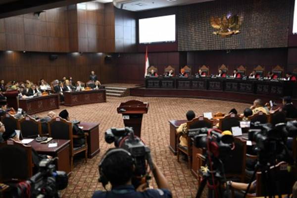  Sidang Putusan MK : Gugatan Prabowo-Sandi Ditolak