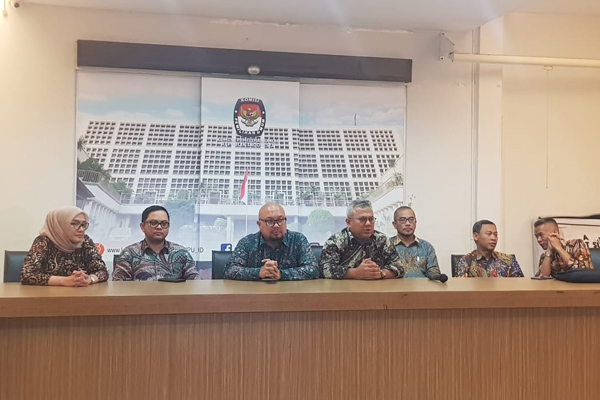  KPU Tetapkan Jokowi-Ma\'ruf Amin Sebagai Pemenang Pilpres 2019 Minggu 30 Juni