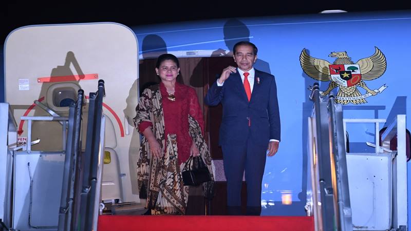  Jokowi Tiba di Osaka untuk Hadiri KTT G20