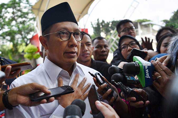  Bola Panas Menteri Agama Lukman Hakim Saifuddin