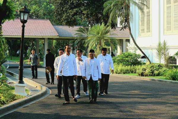 Jokowi dan Ma\'ruf Amin Hadiri Pleno Penetapan Presiden-Wapres Terpilih di KPU