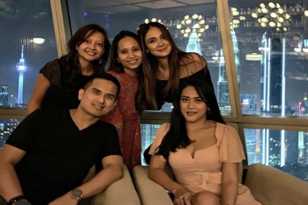  Luna Maya Hadiri Acara Keluarga Besar Faisal Nasimuddin di Malaysia