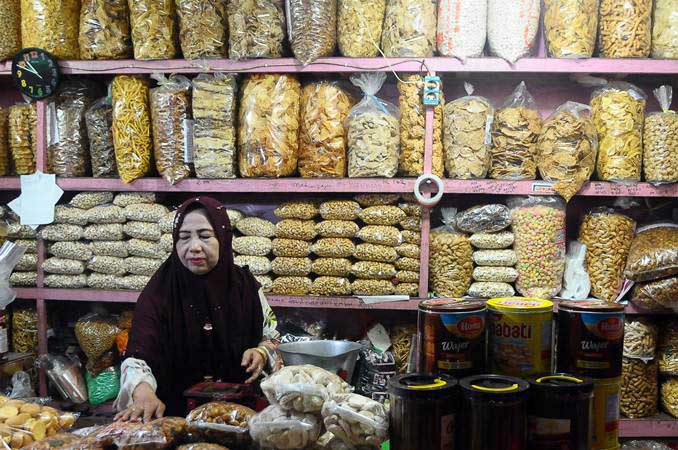  Bahan Makanan dan Transportasi Bawa Jateng Alami Inflasi