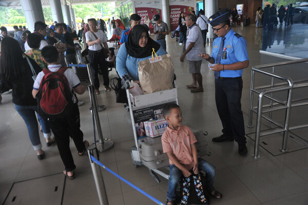  Jumlah Penumpang Pesawat di Bandara SMB II Turun