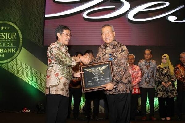  Bank Jateng Sabet Penghargaan BPD Terbaik Kategori BUKU III