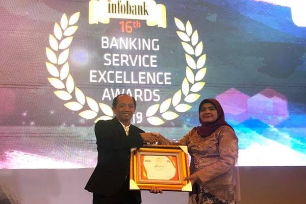  Bank Jateng Raih Banking Service Excellent Awards 2019