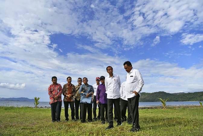  Presiden Jokowi Kunjungi Kawasan Ekonomi Khusus Tanjung Pulisan