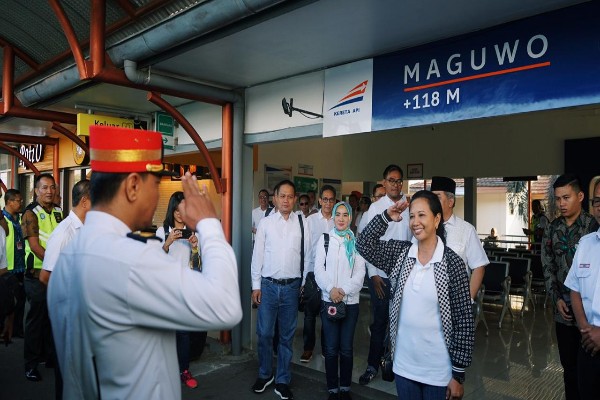  Menteri Rini Dorong BUMN Sinergi Kembangkan Pariwisata Kebumen