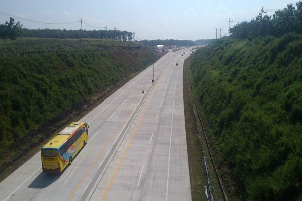  Ban Pecah dan Mengantuk Penyebab Utama Kecelakaan di Tol Ngawi-Kertosono