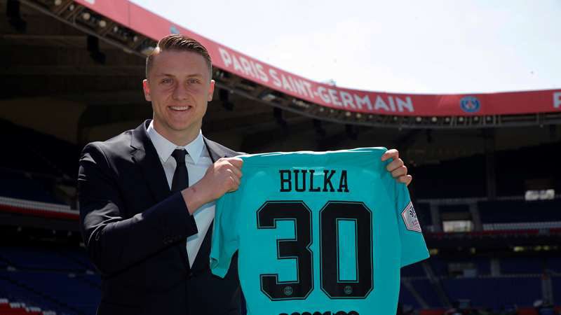  Marcin Bulka Tinggalkan Chelsea, Lanjutkan Karier di PSG