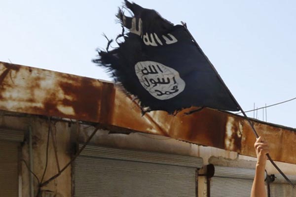 Bendera ISIS, organisasi Islam radikal yang berbasis di Irak dan Suriah./Reuters