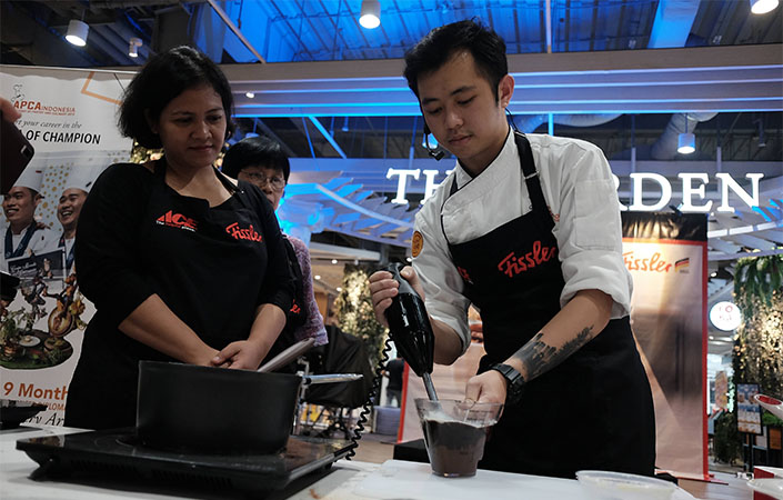  SEKOLAH KULINER INTERNASIONAL