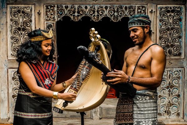  Hotel Tugu Suguhkan Musik Timor Temani Santap Malam