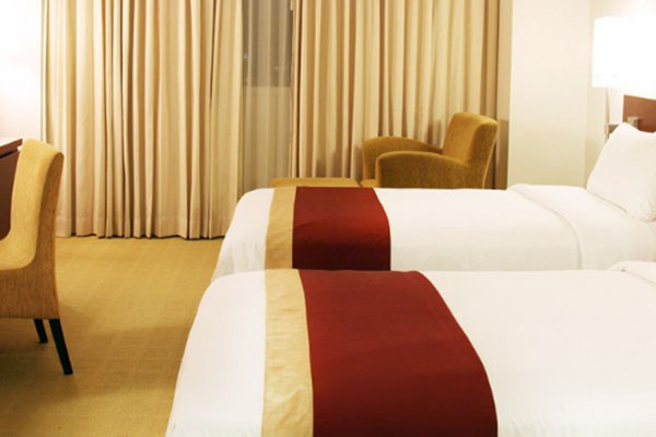  Tekan Angka Pengangguran, Pemkot Surabaya Gandeng 8 Hotel