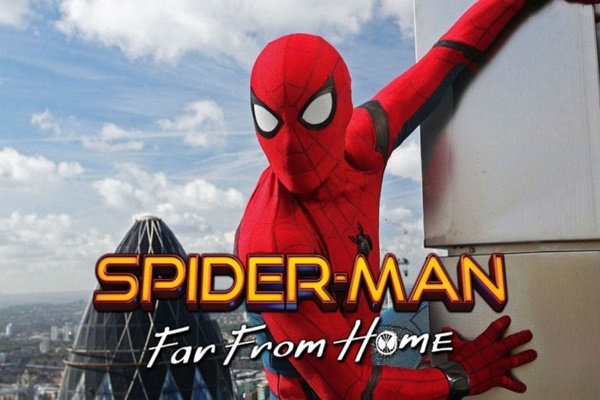  Outfit Lengkap Peter Parker di Spiderman: Far From Home