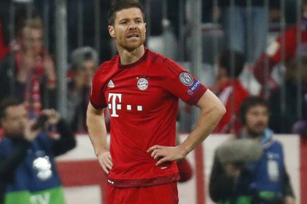  Xabi Alonso Tangani Tim Muda Real Sociedad