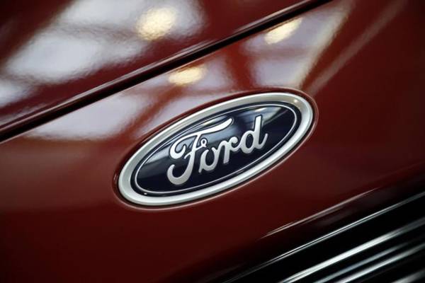  Ford dan VW Kolaborasi Produksi Mobil Otonom