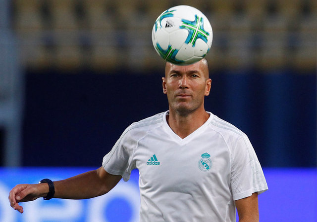  Zinedine Zidane Mendadak Tinggalkan Skuat Real Madrid