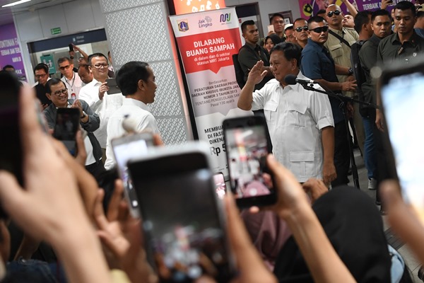  Ini Arti Pertemuan Jokowi-Prabowo Dilakukan di MRT