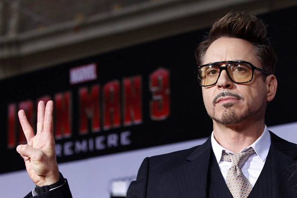  Setelah Iron Man, Robert Downey Jr. Kembali Perankan Sherlock Holmes