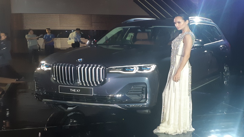  Meluncur di Indonesia, BMW X7 Ludes Terjual