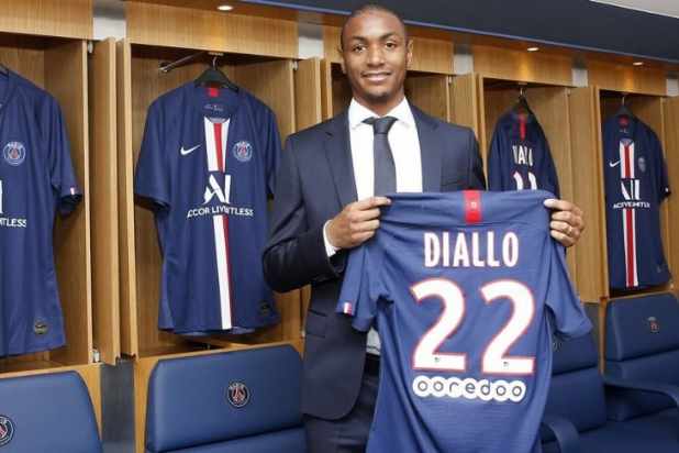  Beli Pemain Kelima, PSG Gaet Diallo dari Dortmund