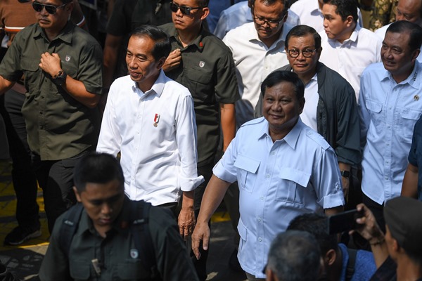  Pertemuan Jokowi dan Prabowo Dinilai Sudutkan Kelompok Radikal dan Antidemokrasi