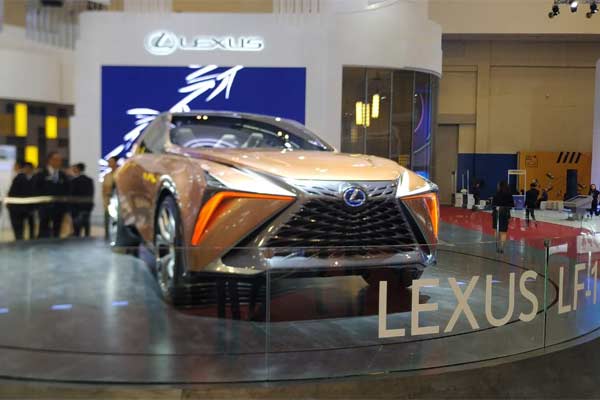  MOBIL KONSEP : Lexus LF-1 Limitless, Genre Baru Mobil Mewah