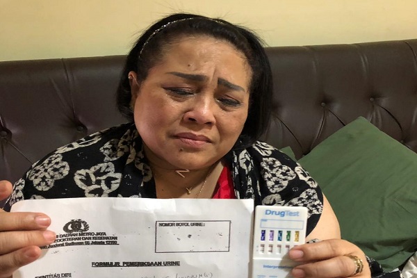  Alasan Pelawak Nunung dan Suaminya Pesan Sabu 10  Kali