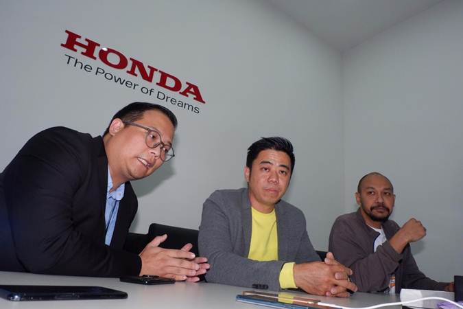  Kontes Modifikasi Honda Brio