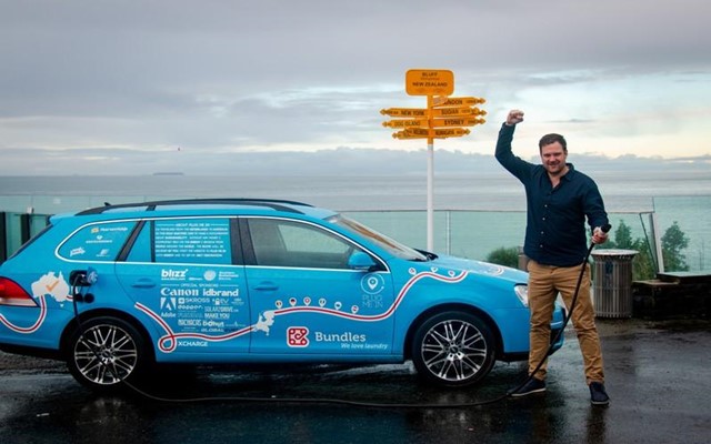  3 Tahun Keliling 30 Negara, Perjalanan Wiebe Wakker dengan Mobil Listrik Berakhir di Selandia Baru