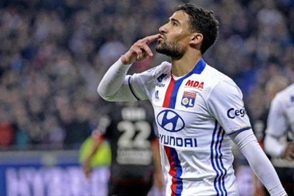  Sempat Diincar Liverpool, Nabil Fekir Akhirnya Pindah ke Betis