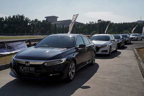  ALL NEW HONDA ACCORD : Sedan Premium Bertabur Fitur Keselamatan