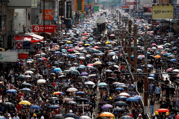  Gelombang Unjuk Rasa Hong Kong Masuki Pekan Kedelapan