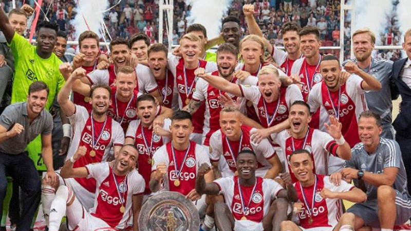  Ajax Amsterdam Rebut Piala Super Belanda, Gasak PSV Eindhoven 2 - 0