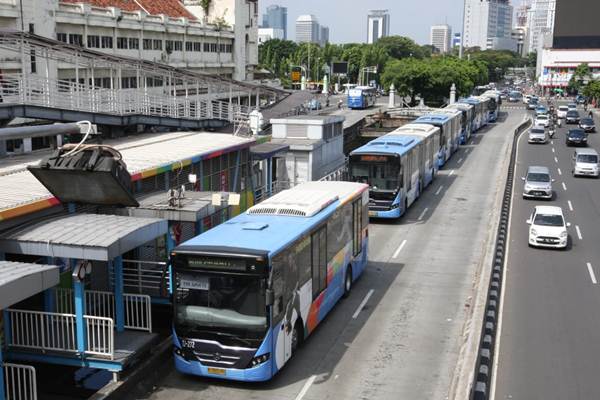  Bus Transjakarta di Pool PPD Ciputat Dipastikan Milik PT INKA
