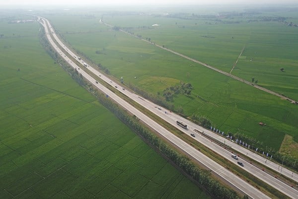  LELANG JALAN TOL : JSMR & WIKA Enggan Bongkar Proyek yang Diincar