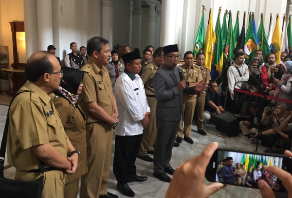  Ridwan Kamil Pastikan Tidak Akan Membahas Kelanjutan Proyek Meikarta