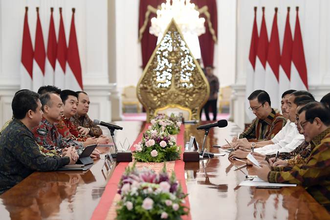  5 Berita Populer Ekonomi, Kala CEO Softbank Bertemu Jokowi dan Tumpahan Minyak Mentah Mulai Cemari Perairan Kepulauan Seribu