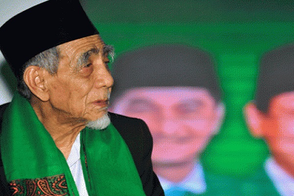  KH. Maimoen Zubair Wafat, Sekjen PBNU : Mbah Moen Ulama yang Gigih