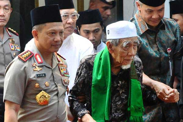  Mbah Moen Wafat, Warga NU Diajak Salat Gaib dan Doa Bersama