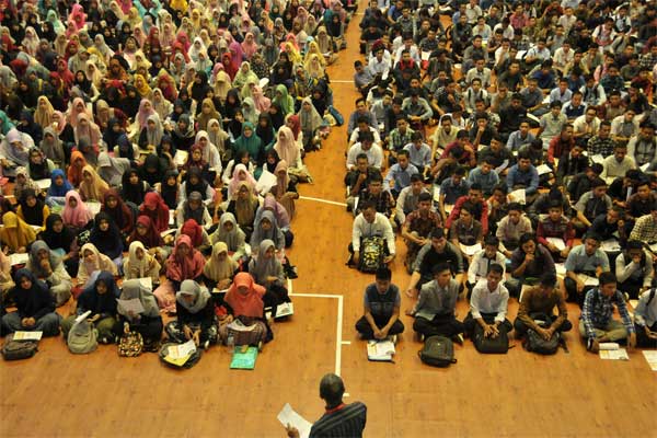  Wacana Menristekdikti Undang Rektor Asing, Komisi X DPR : Jelas Tidak Setuju 
