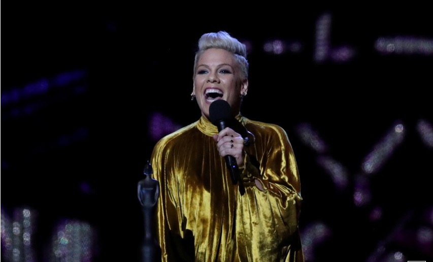  Konser di Denmark, Kru Penyanyi Pink Alami Kecelakaan