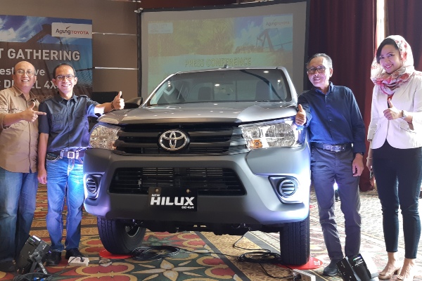  Toyota Riau Targetkan Penjualan 50 Unit Hilux Single Cabin Tiap Bulan