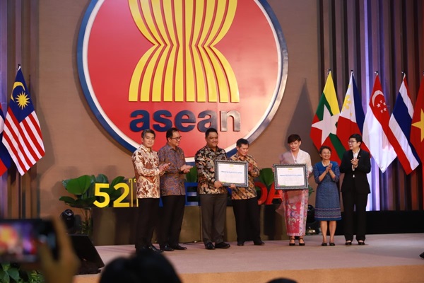  Maybank dan Asean Jalin Kerja Sama Program \'eMpowering Youth Across Asean\'
