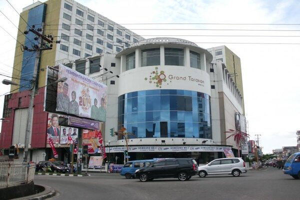  PLN Putus Listrik ke Grand Tarakan Mall