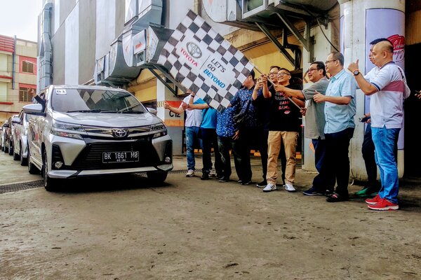  Festival Avanza-Veloz Sebangsa Bergulir di Medan Diiringi Touring 100 Mobil