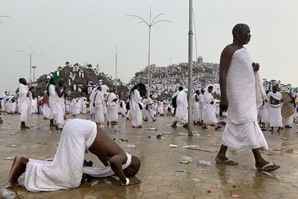  Wukuf di Padang Arafah Diwarnai Anomali Hujan Deras