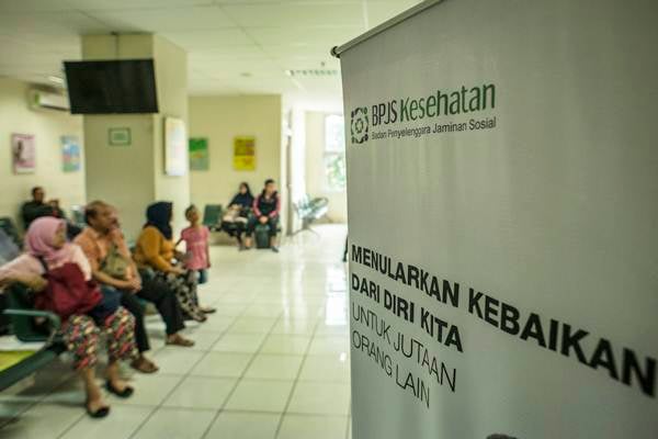 Calon pasien menunggu antrean di RSUD Jati Padang, Jakarta, Senin (7/1/2019)./ANTARA-Aprillio Akbar